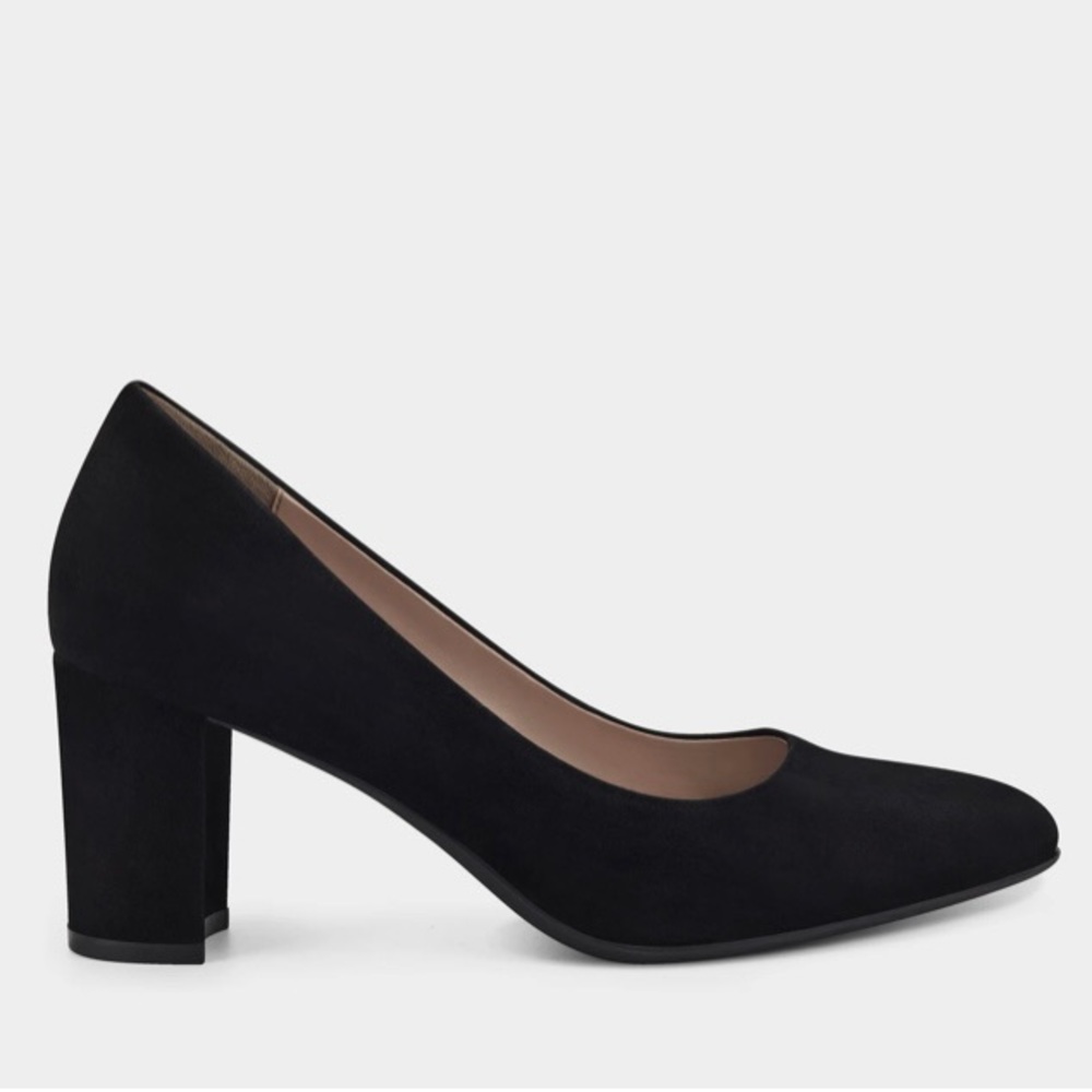 Aerosols Suede Pump